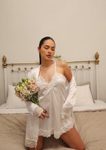 Cargar imagen en el visor de la galería, Bridal Silk Set
