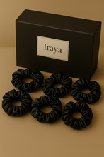 Cargar imagen en el visor de la galería, Set de Scrunchies en Seda
